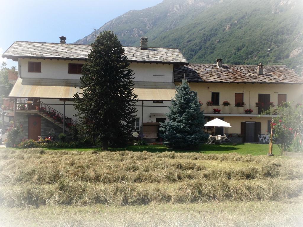 Agriturismo La Grange ปอนต์-เซนต์-มาร์ติน ภายนอก รูปภาพ